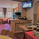 فندق كوسيل الريفي 4*