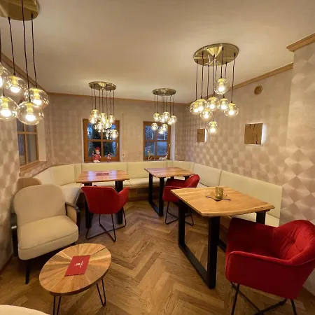 科索尔兰德之家酒店 酒店 4*